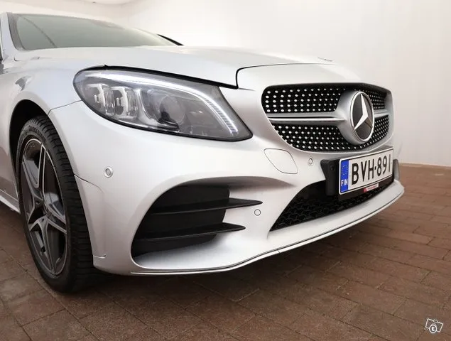 Mercedes-Benz C 220 220 d 4Matic A Business AMG - Facelift, Suomi-auto, Pa-lämmitin, Peruutuskamera, Koukku, Multibeam-LED, Navi - J. autoturva - Ilmainen kotiintoimitus Image 9