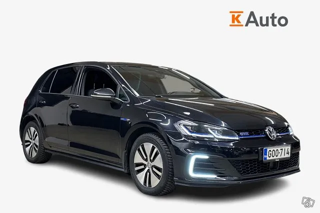 Volkswagen Golf GTE Plug-In Hybrid 150 kW (204 hv) DSG * ACC / Vetokoukku / Peruutuskamera / LED-ajovalot * Image 1