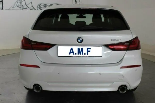BMW Serie 1 120i 5p. Advantage Image 4