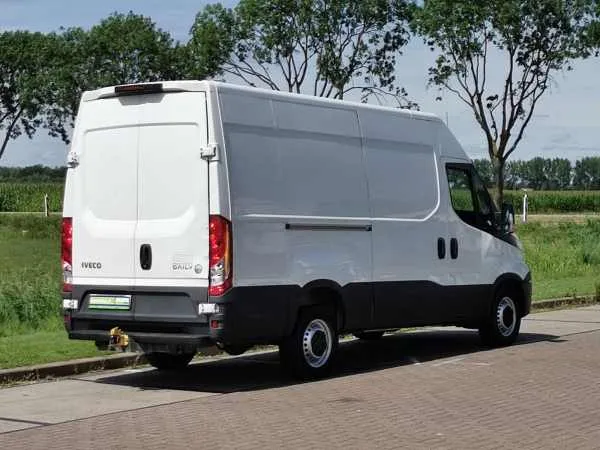 Iveco Daily 35S16 L2H2 Airco! Image 3