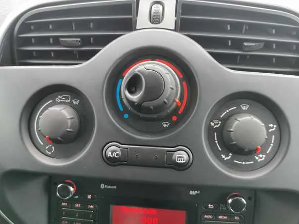 Renault Kangoo 1.5 DCI ENERGY 90Pk AC! Image 9