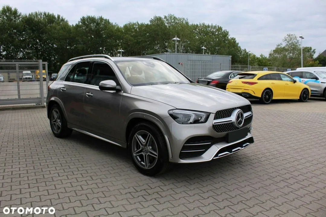 Mercedes-Benz GLE 300  Image 3