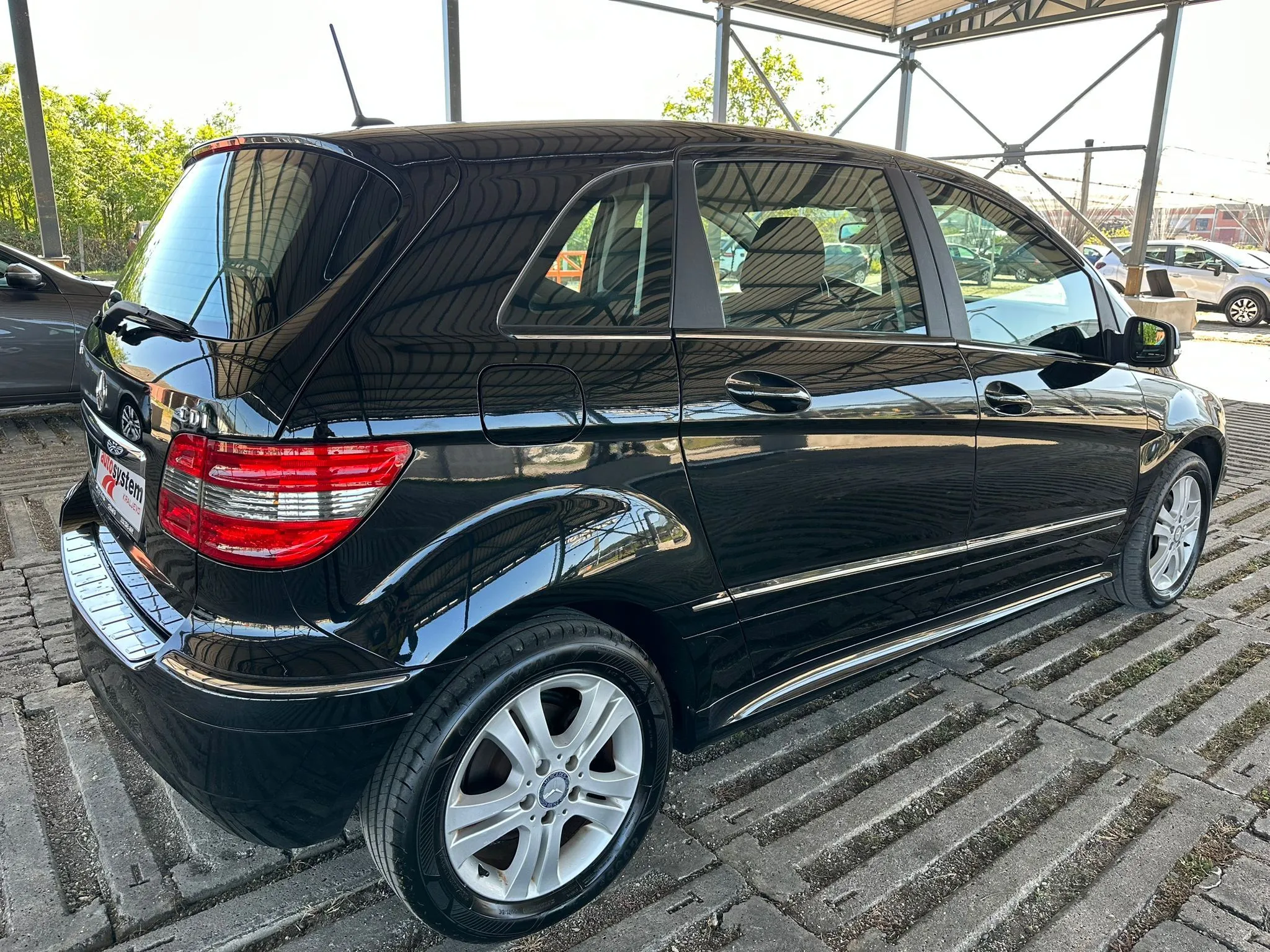 Mercedes B 180 2.0 TDI NOVO NOVO NOVO Image 5