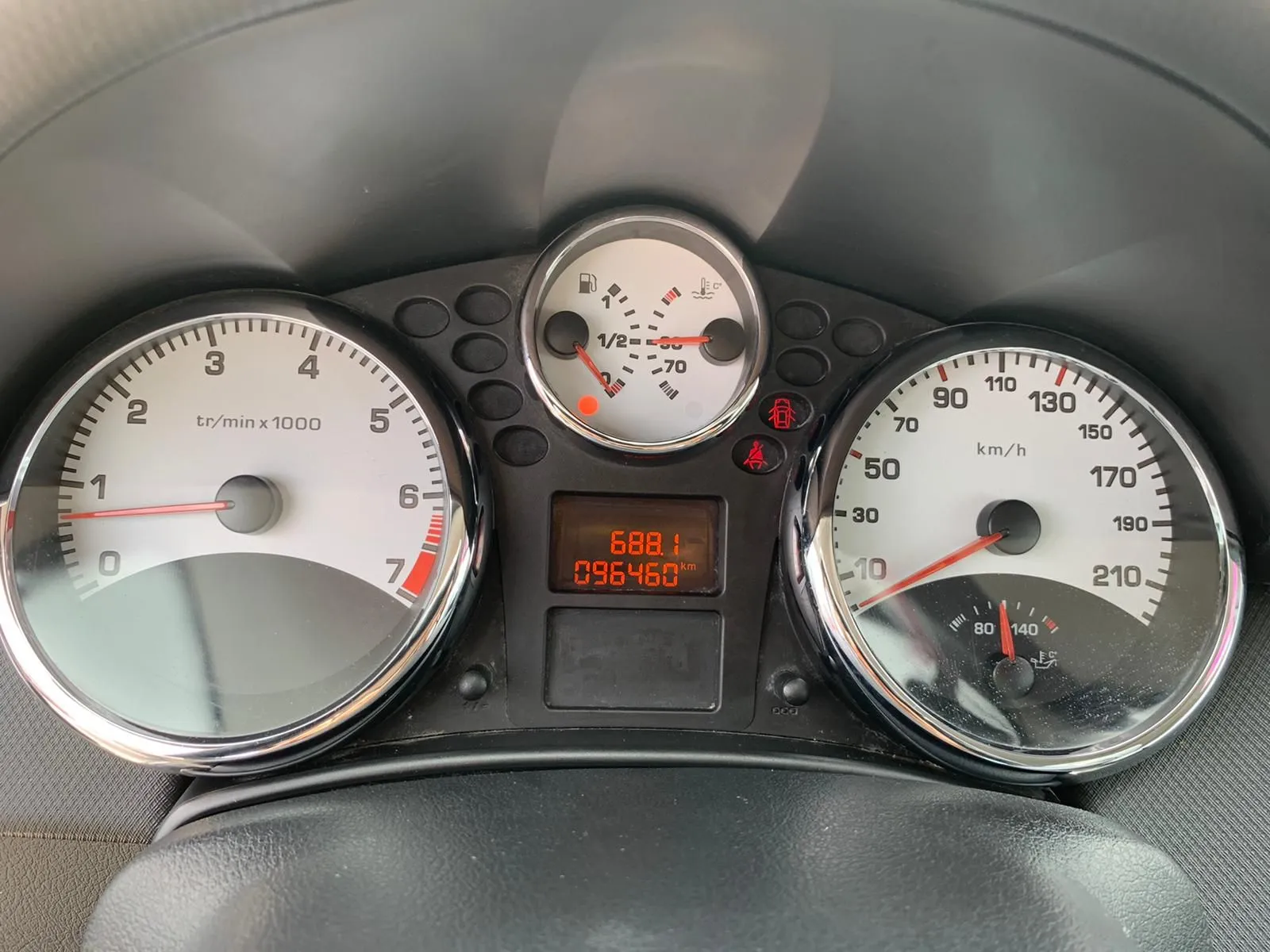 Peugeot 207 CC 1.6 Image 6