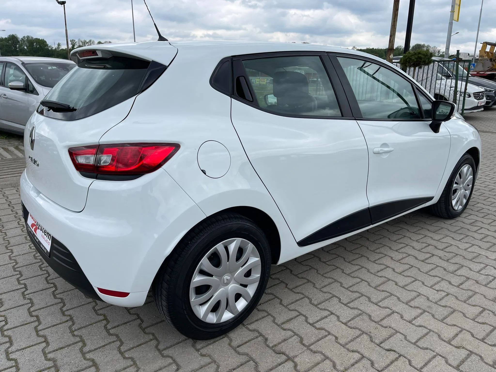 Renault Clio 1.5 DCI KREDITI NA LICU MESTA Image 4