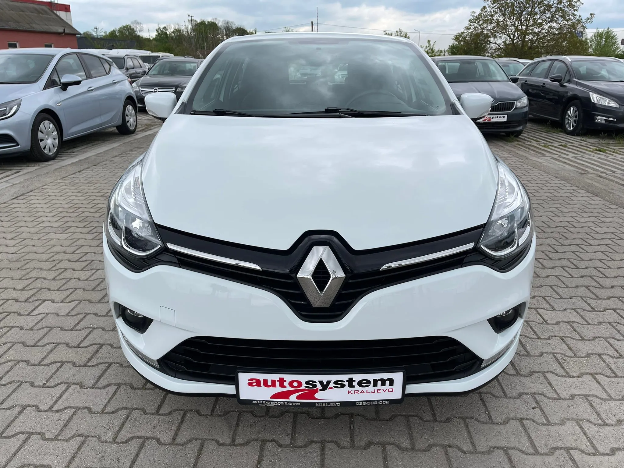 Renault Clio 1.5 DCI KREDITI NA LICU MESTA Image 7