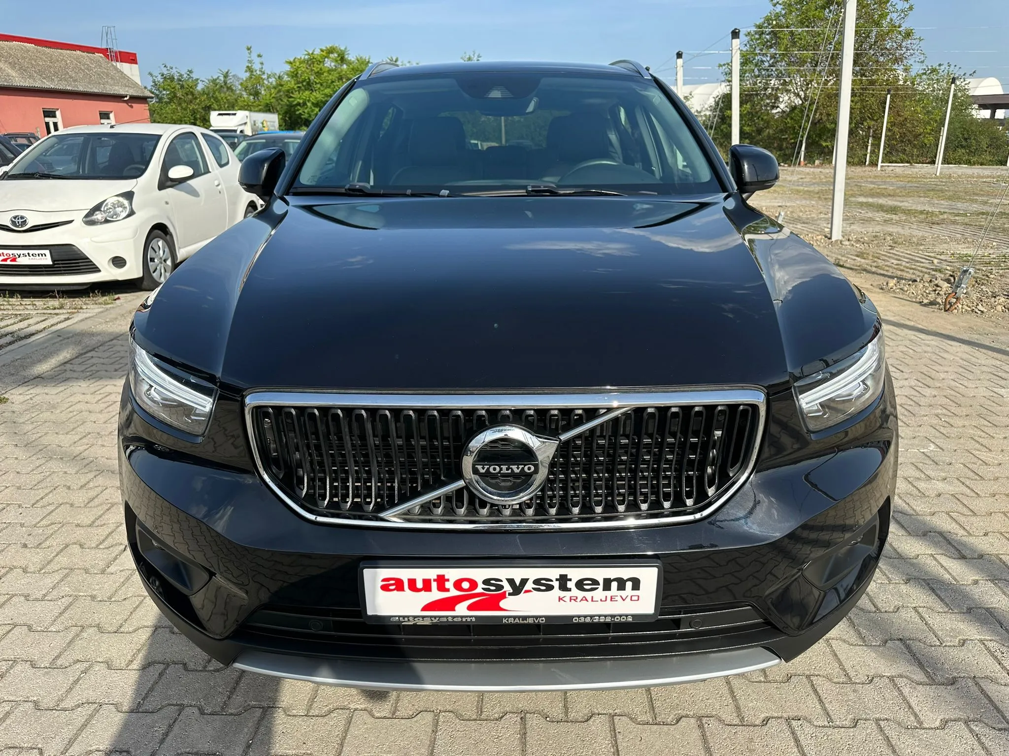 Volvo XC 40 NOVO NOVO NOVO Image 3