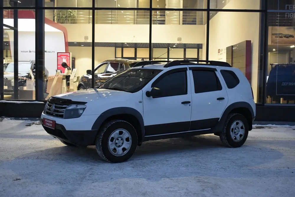 Renault Duster  Image 1