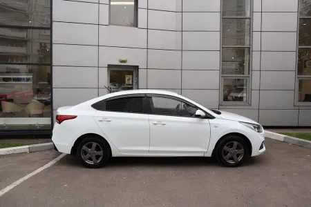 Hyundai Solaris 
