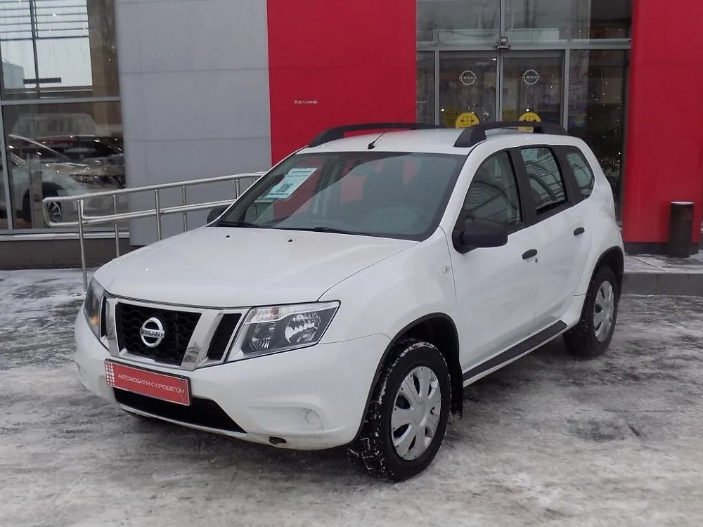 Nissan Terrano  Image 1