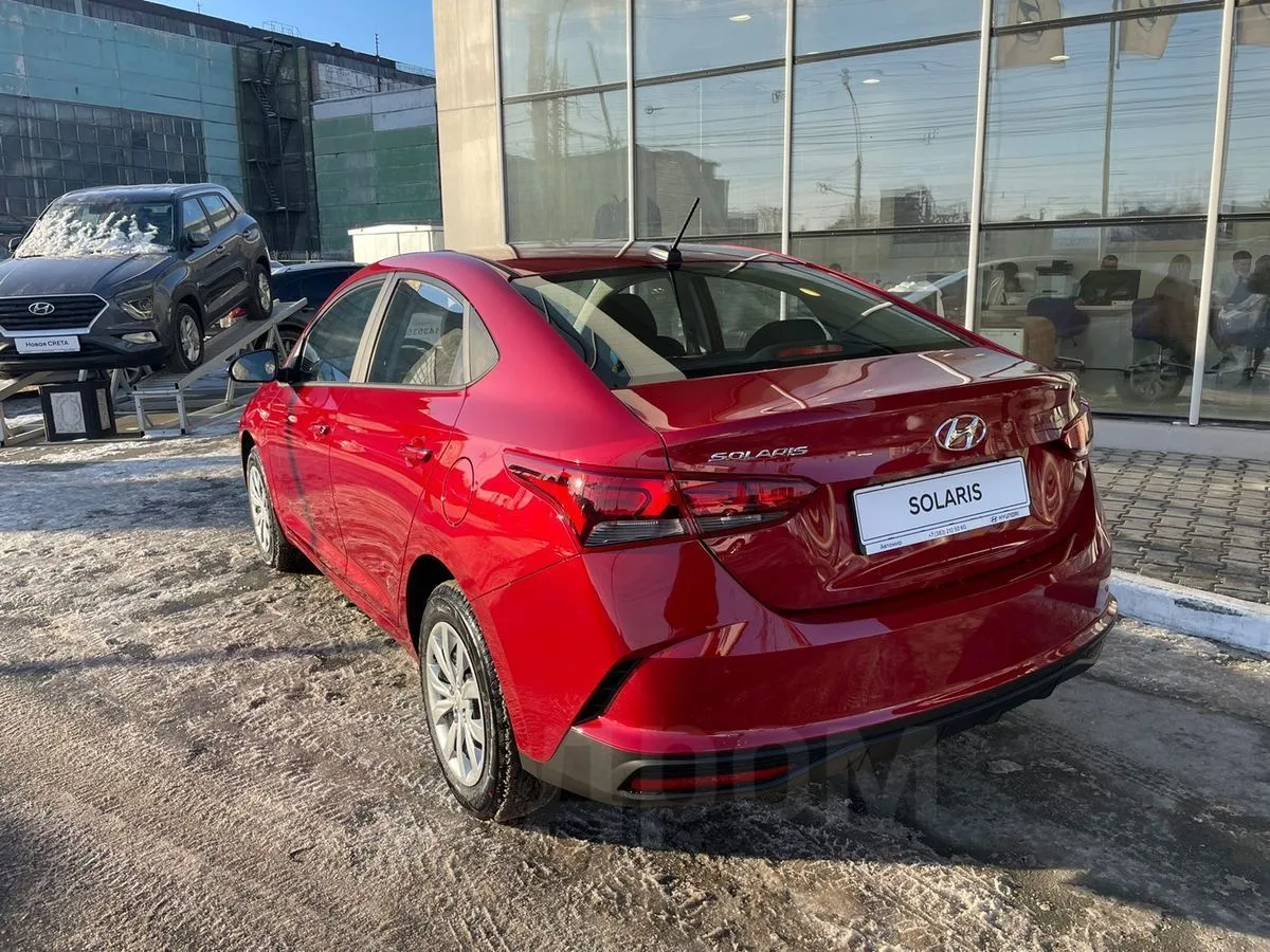 Hyundai Solaris  Image 2