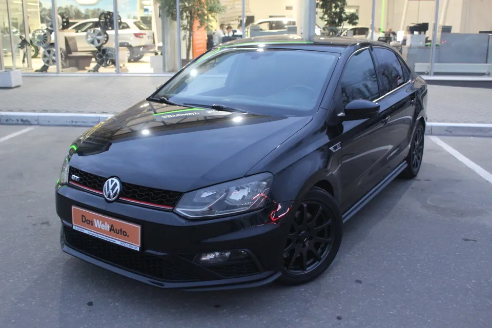 Volkswagen Polo  Image 1