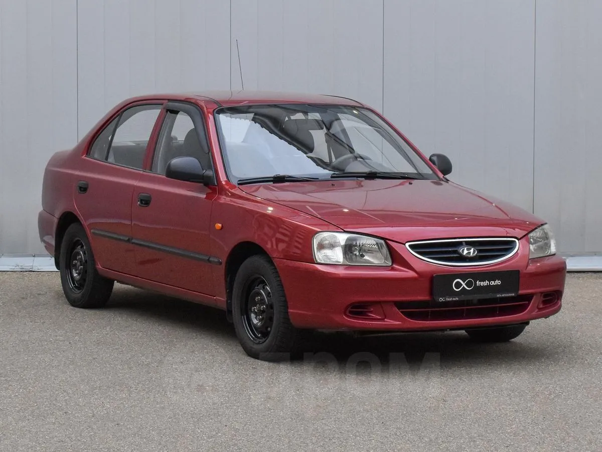 Hyundai Accent  Image 1