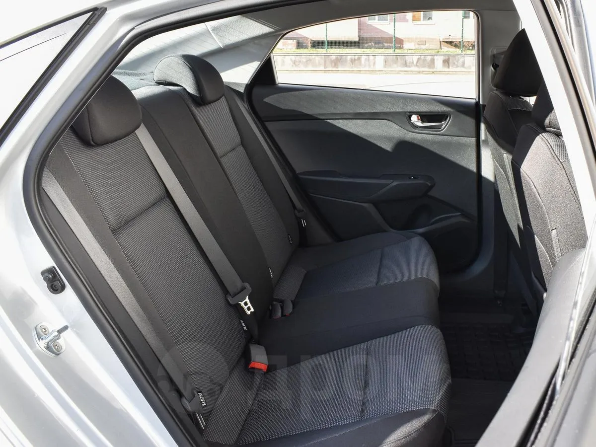 Hyundai Solaris  Image 7