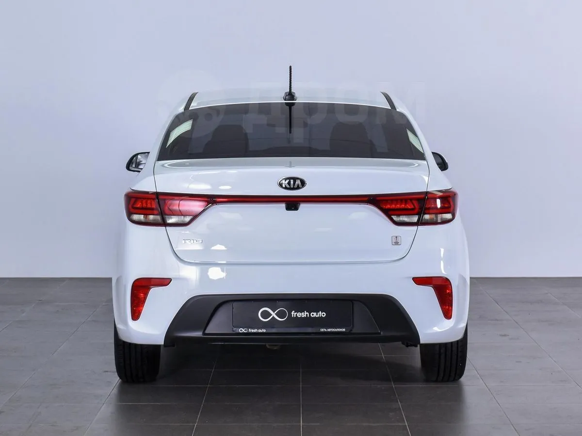 Kia Rio  Image 2