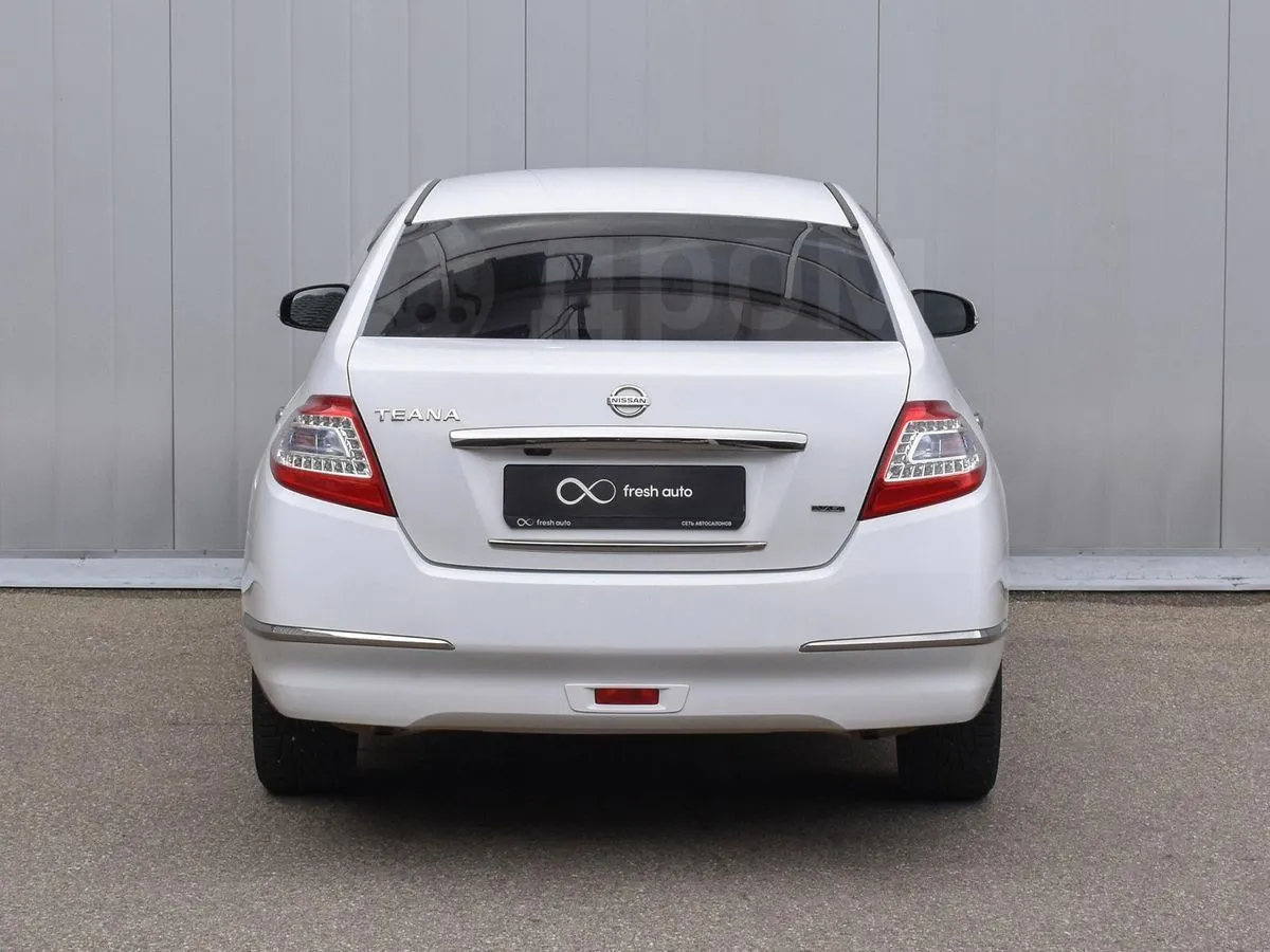 Nissan Teana  Image 4