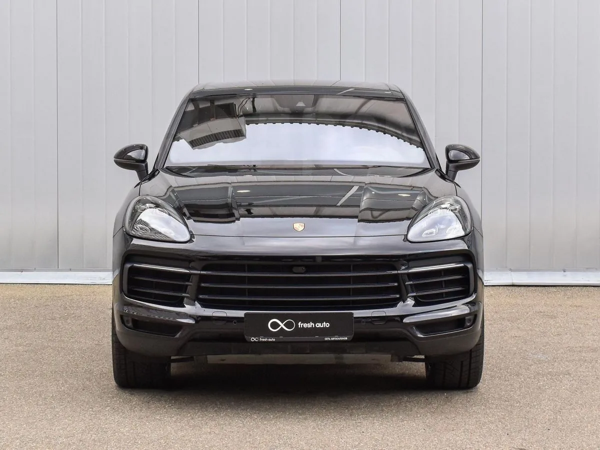 Porsche Cayenne  Image 2