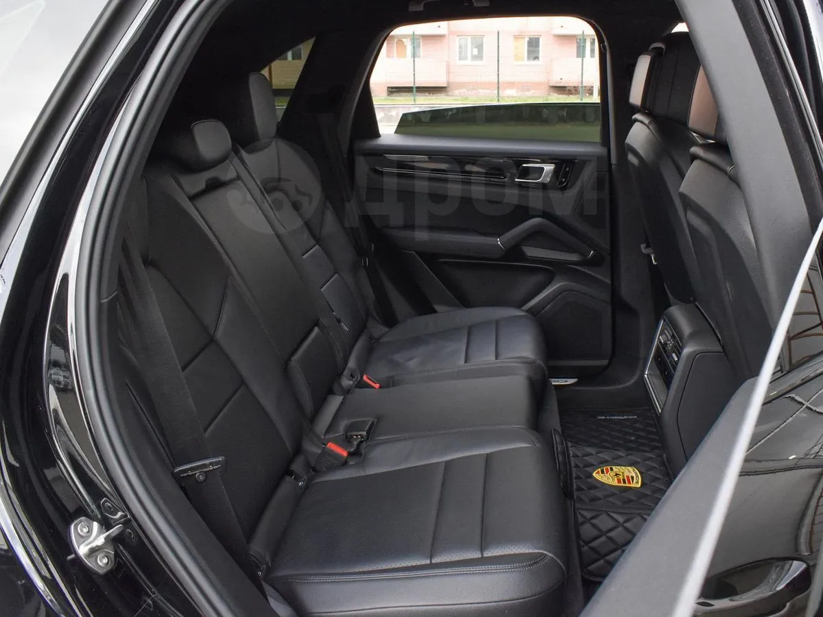 Porsche Cayenne  Image 6