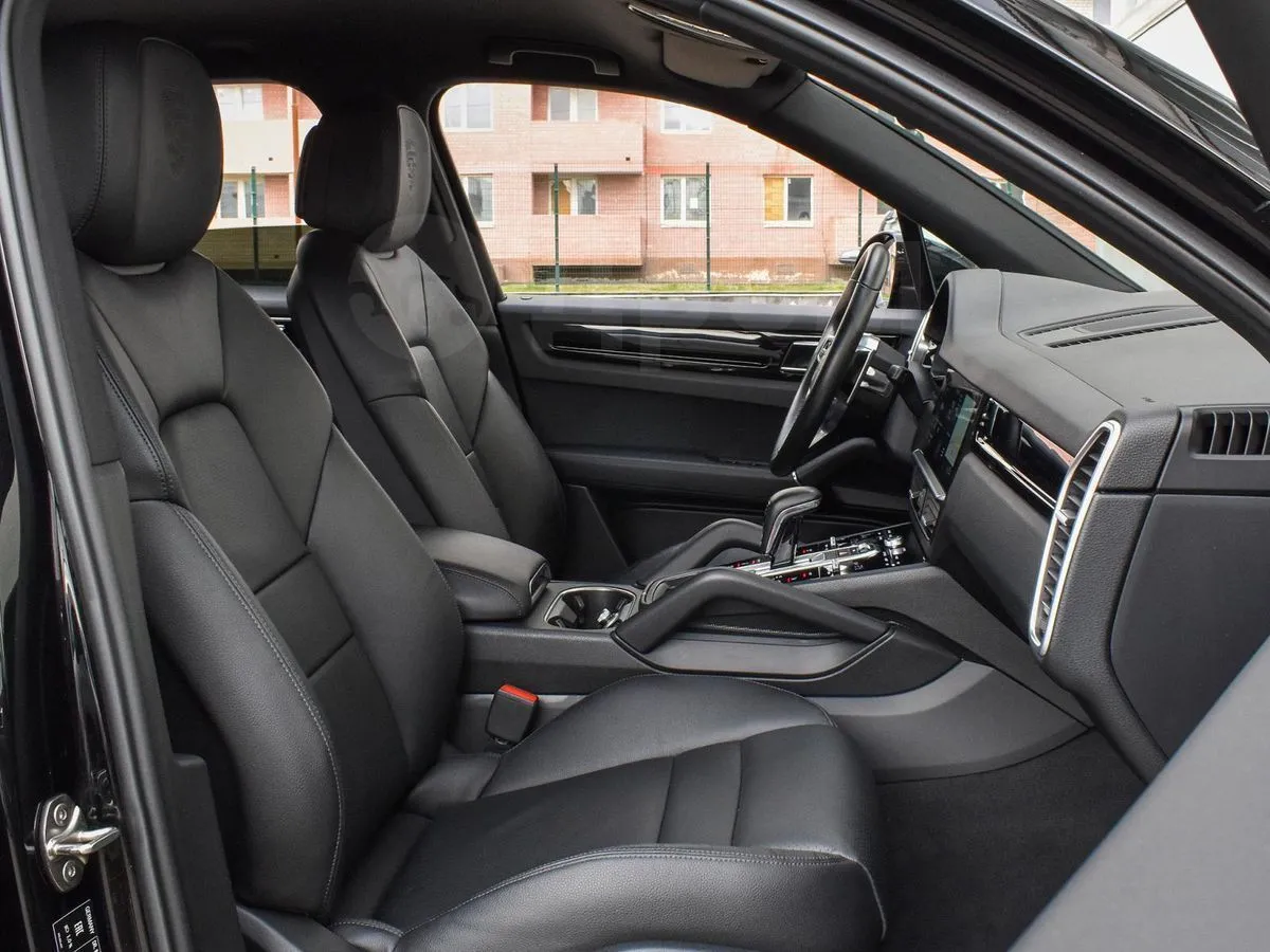 Porsche Cayenne  Image 7