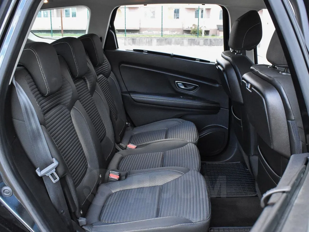 Renault Grand  Image 7