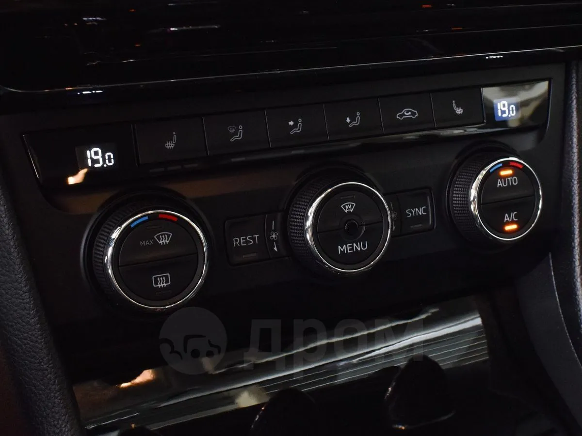 Skoda Superb  Image 6