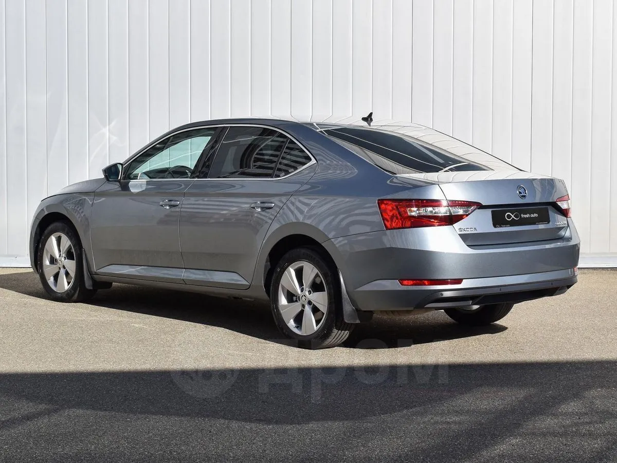 Skoda Superb  Image 9
