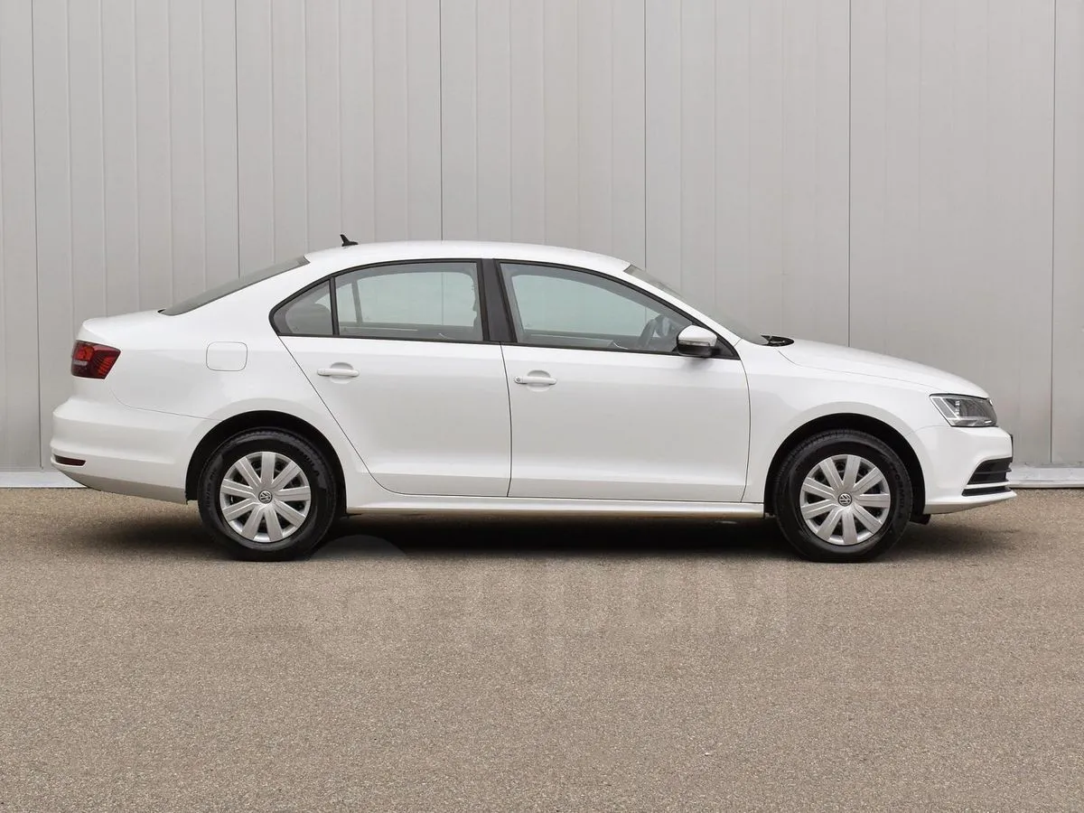 Volkswagen Jetta  Image 9