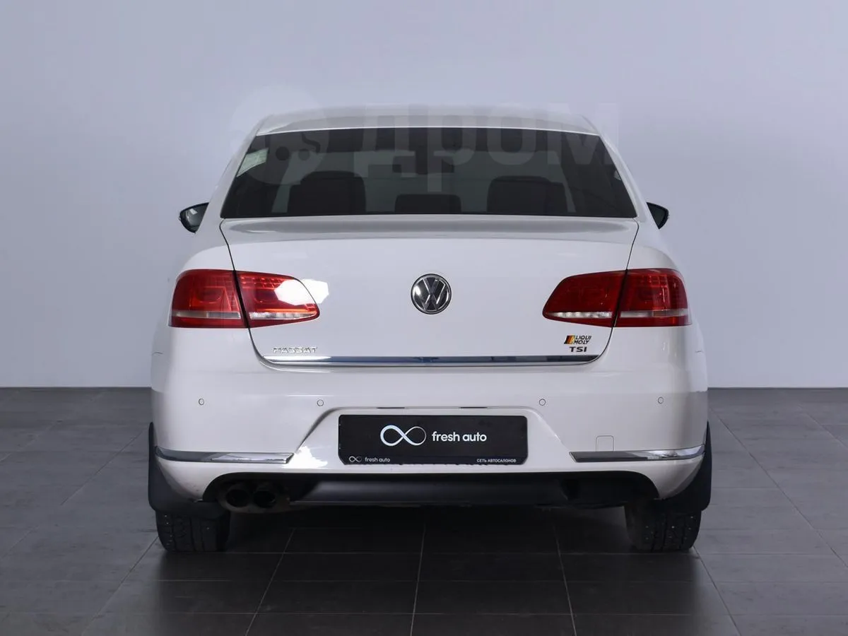 Volkswagen Passat  Image 4