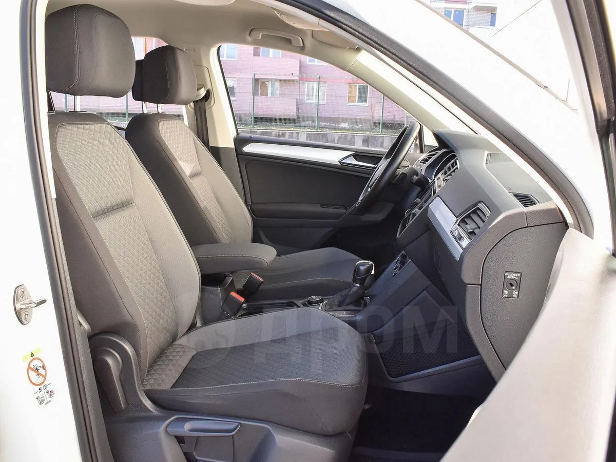 Volkswagen Tiguan  Image 3