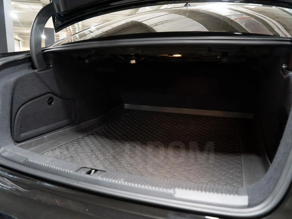 Audi A6  Image 4