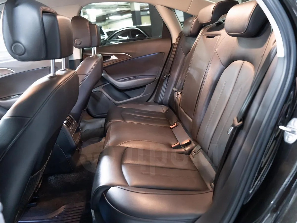 Audi A6  Image 8