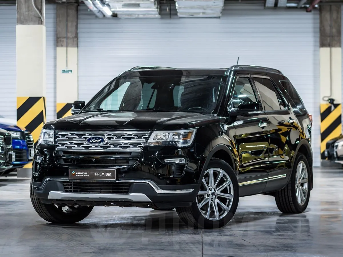 Ford Explorer  Image 2