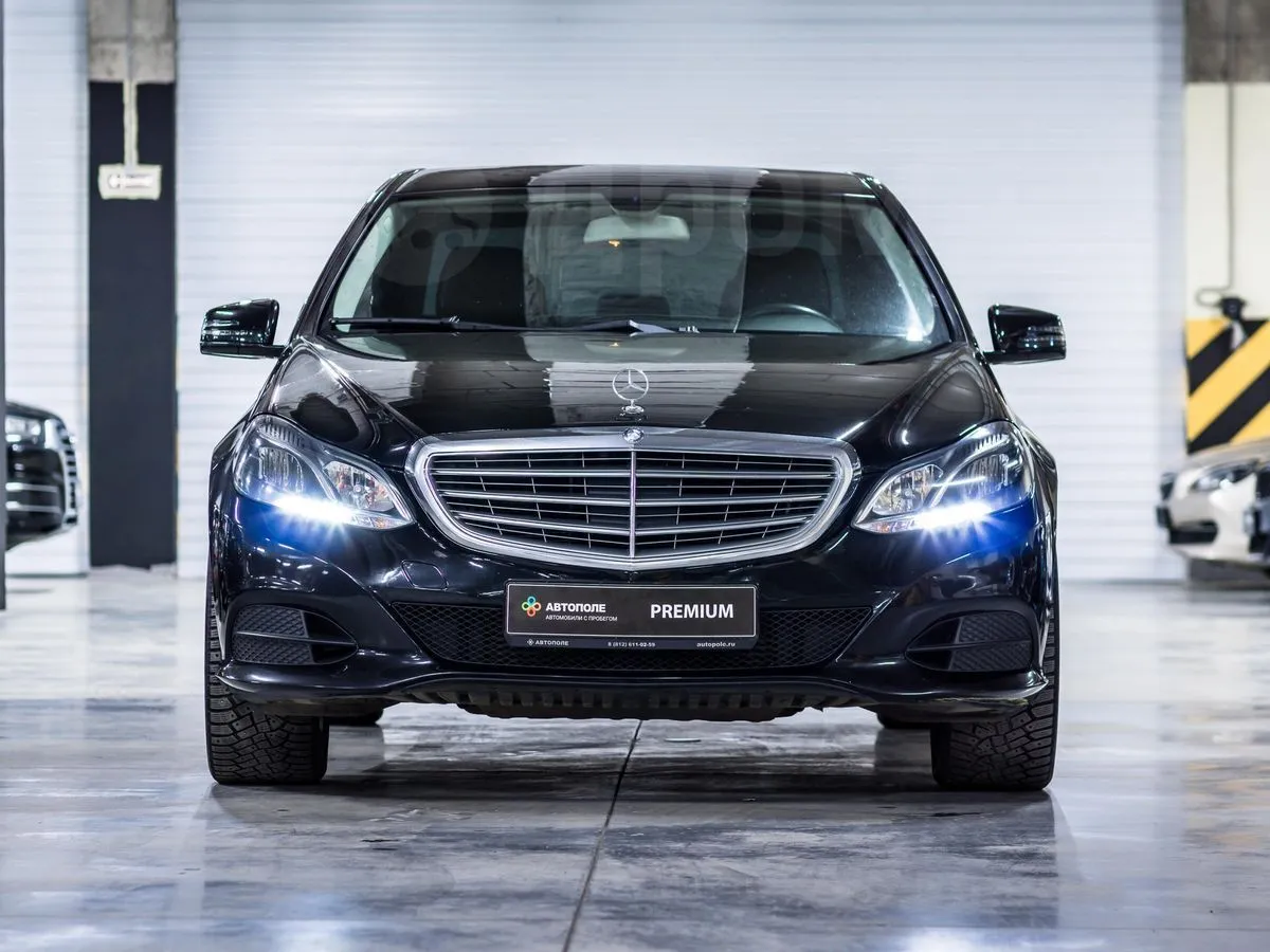 Mercedes-Benz E-Class  Image 6