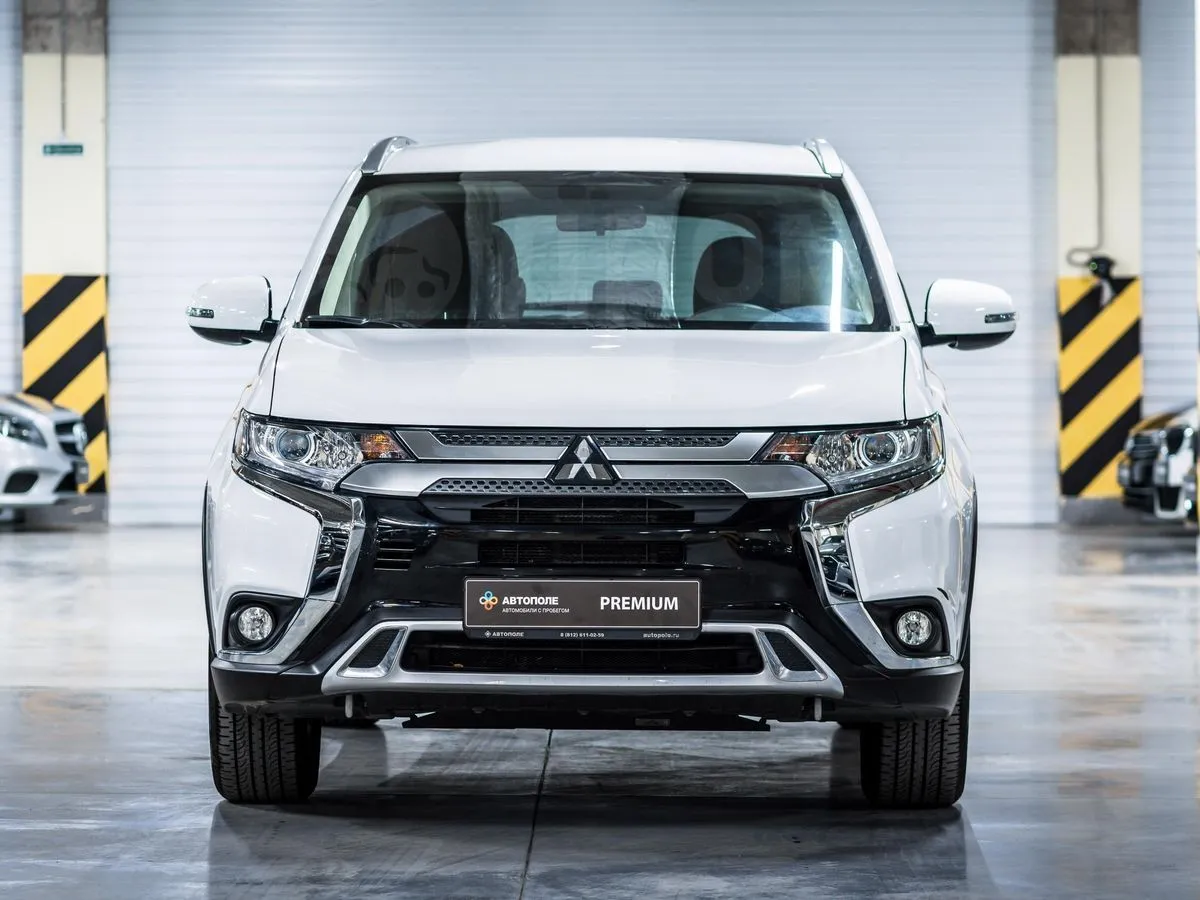 Mitsubishi Outlander  Image 4