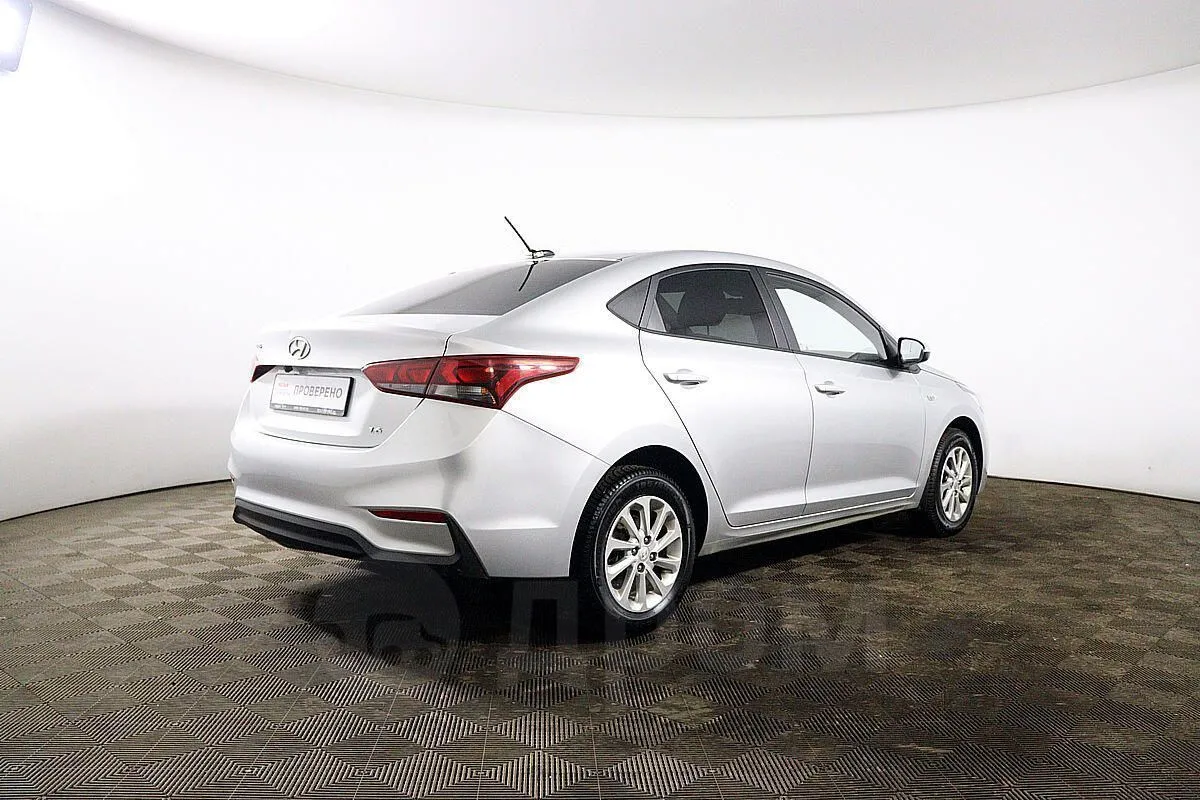 Hyundai Solaris  Image 5