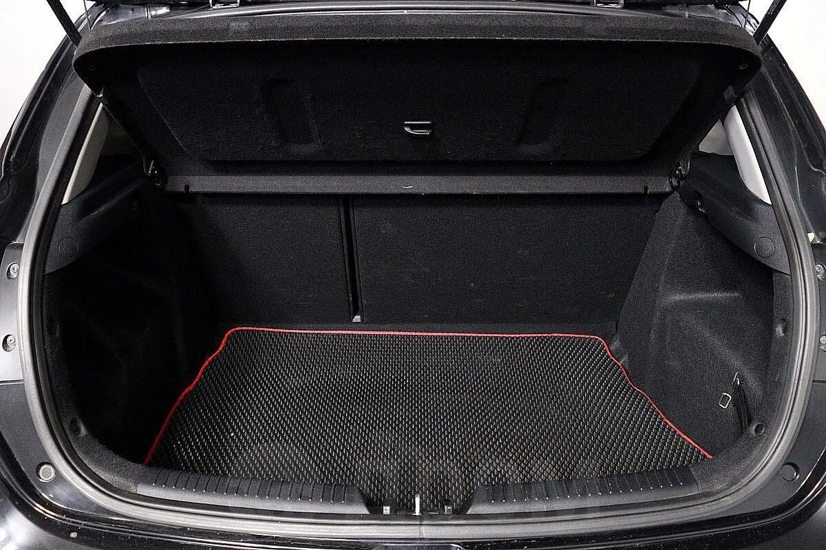 Kia Ceed  Image 9