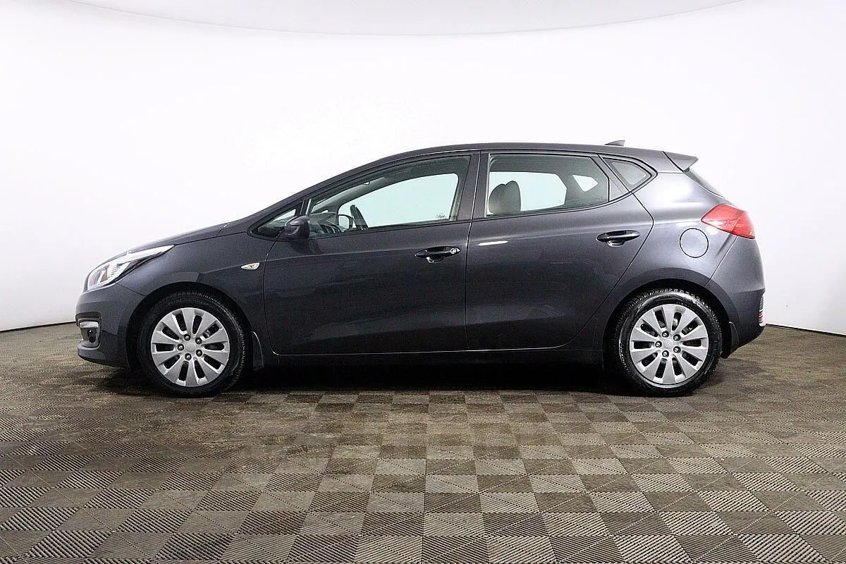 Kia Ceed  Image 8