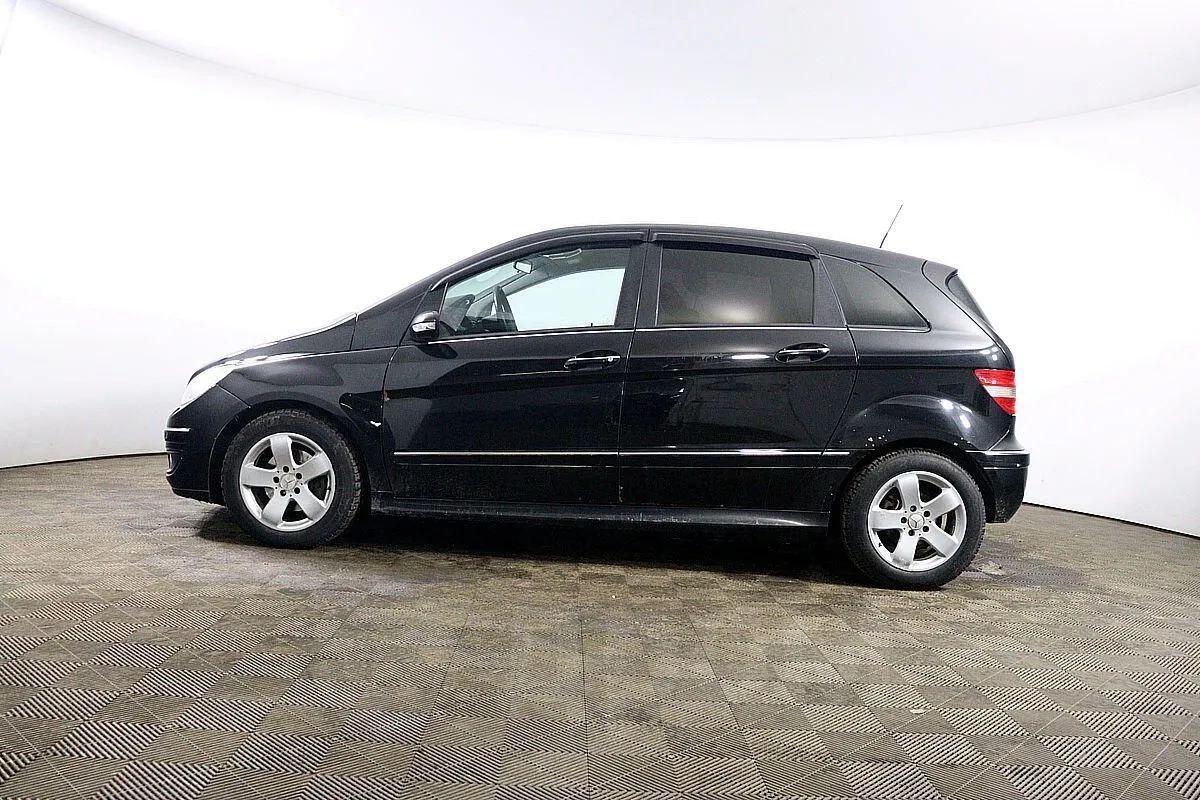 Mercedes-Benz B-Class  Image 8