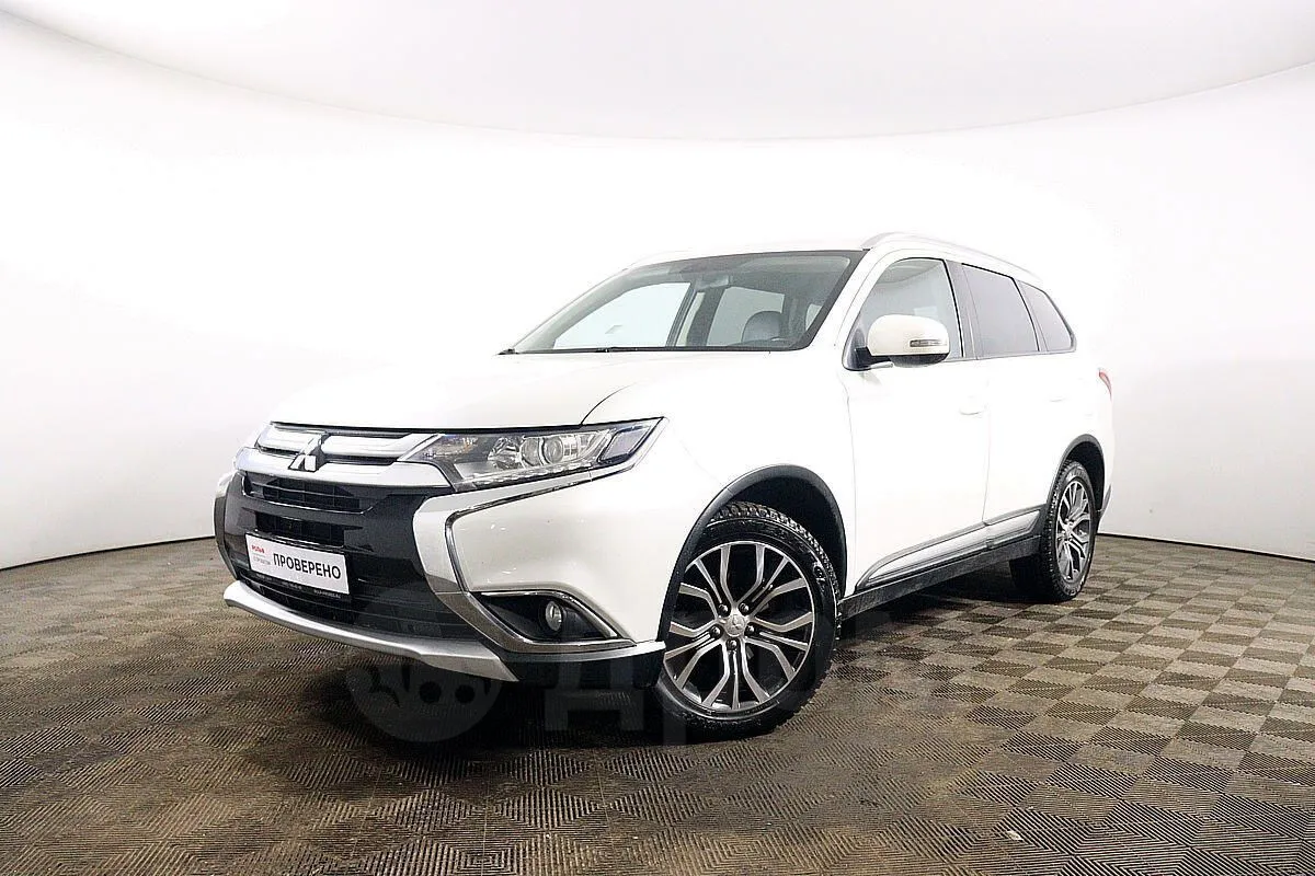 Mitsubishi Outlander  Image 1