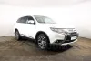 Mitsubishi Outlander  Thumbnail 3