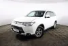 Mitsubishi Outlander  Thumbnail 1