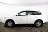 Mitsubishi Outlander  Thumbnail 8