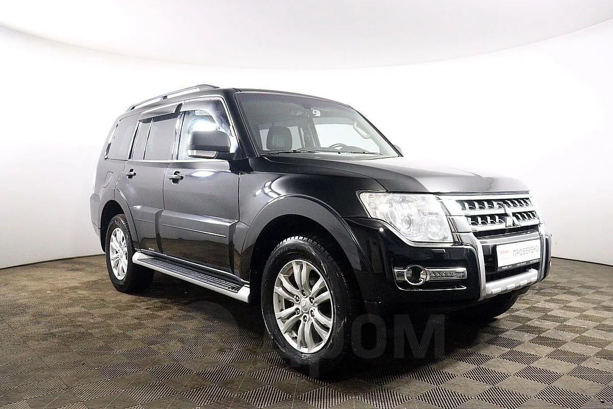 Mitsubishi Pajero  Image 3