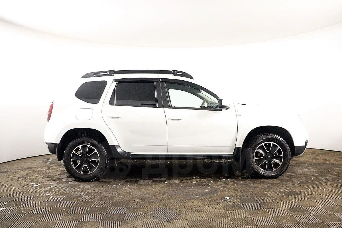 Renault Duster  Image 4