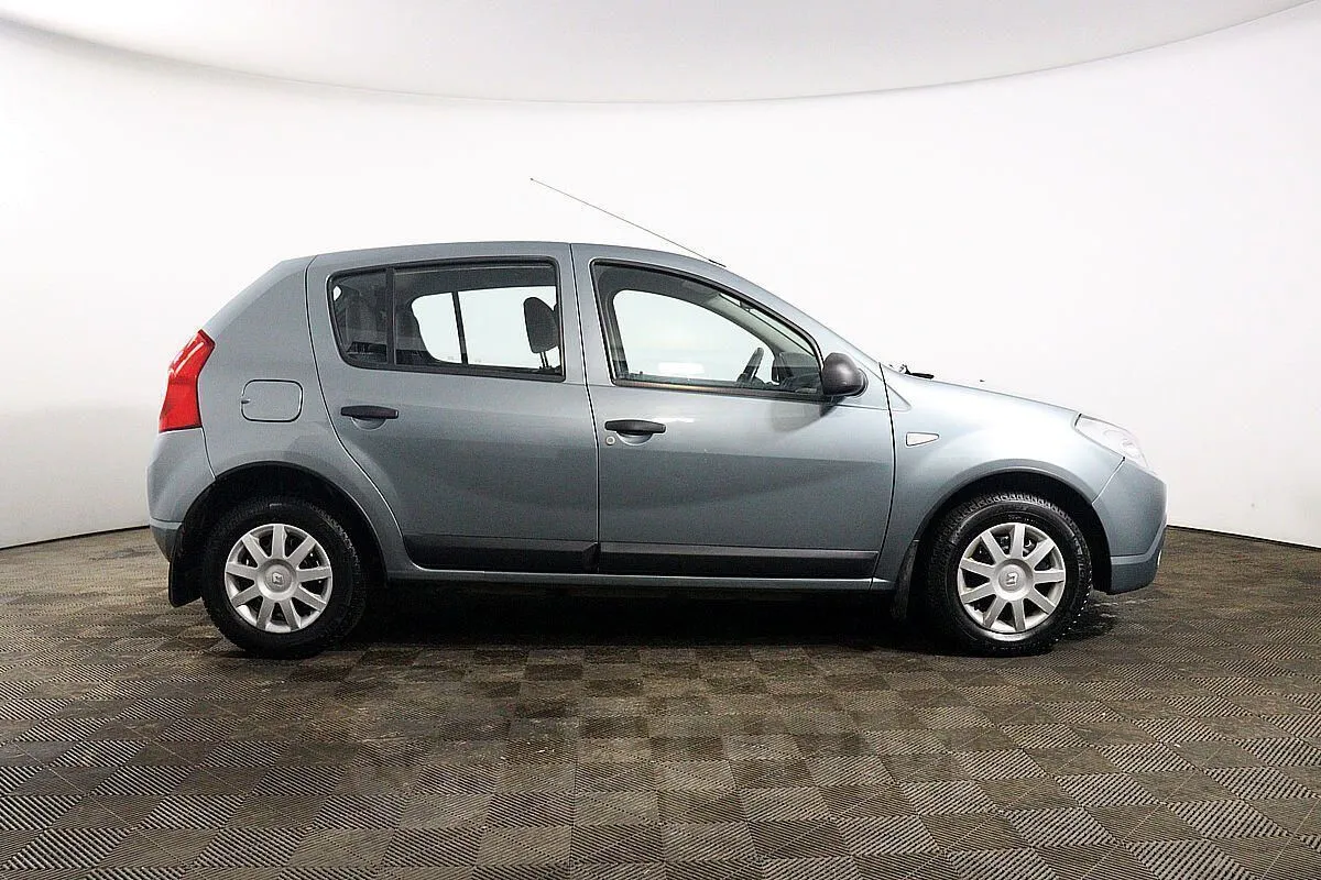 Renault Sandero  Image 4