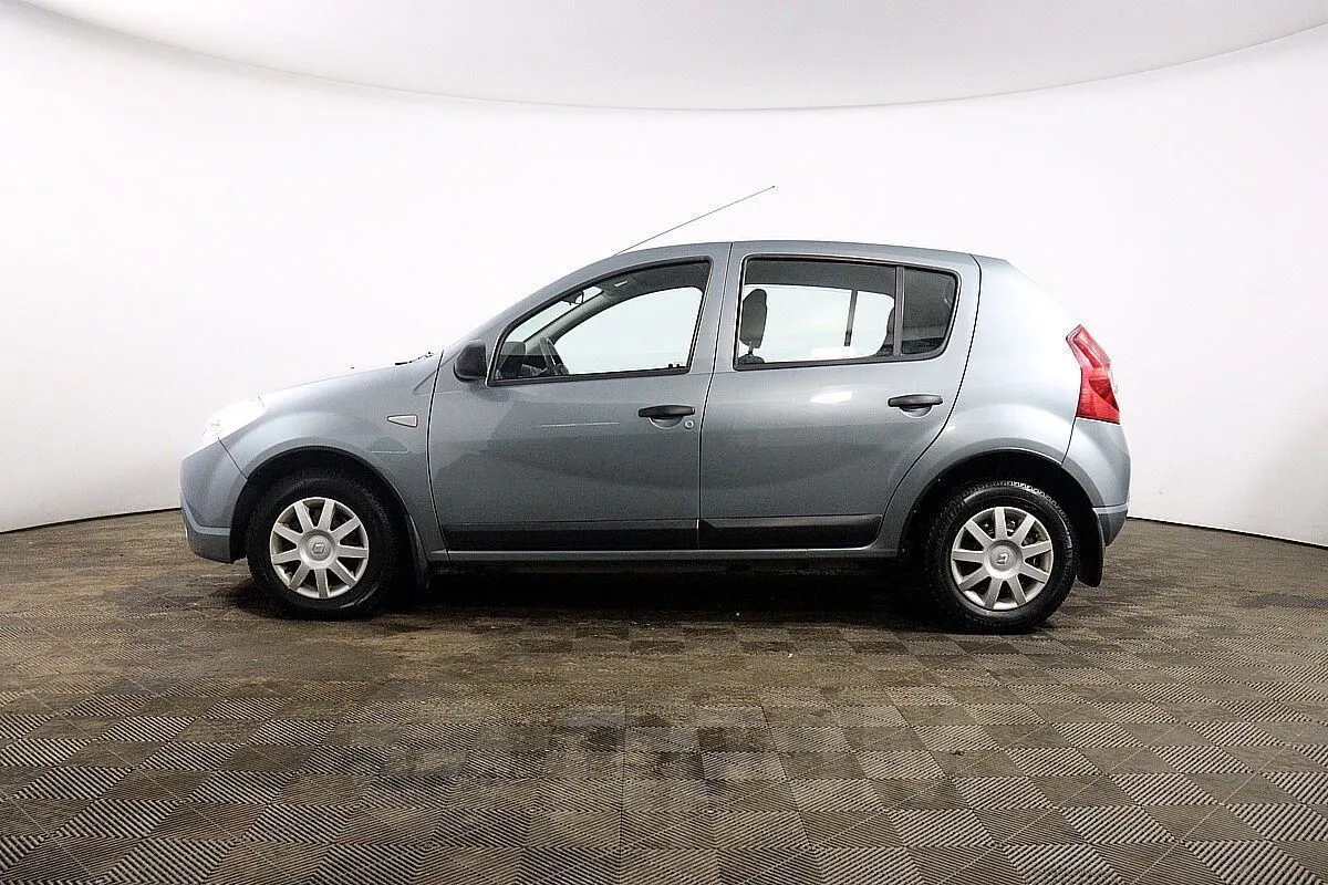 Renault Sandero  Image 8