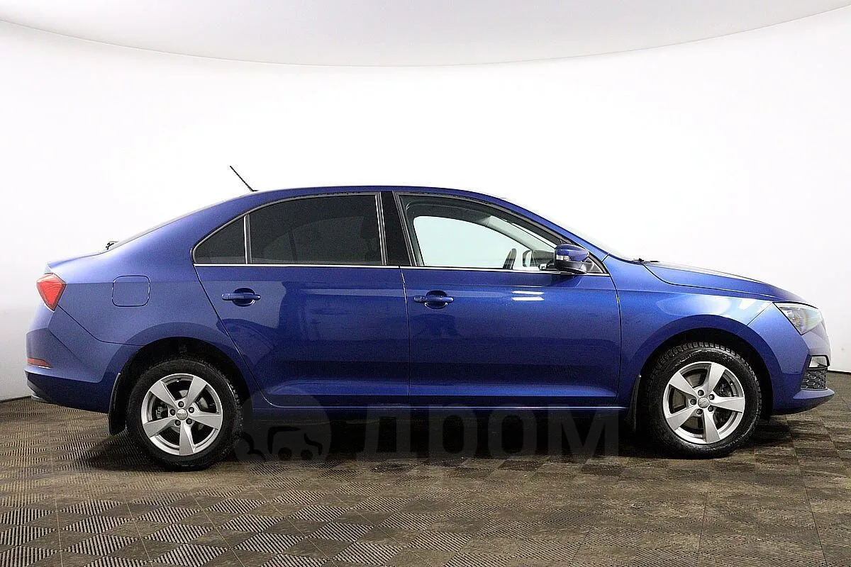 Skoda Rapid  Image 4