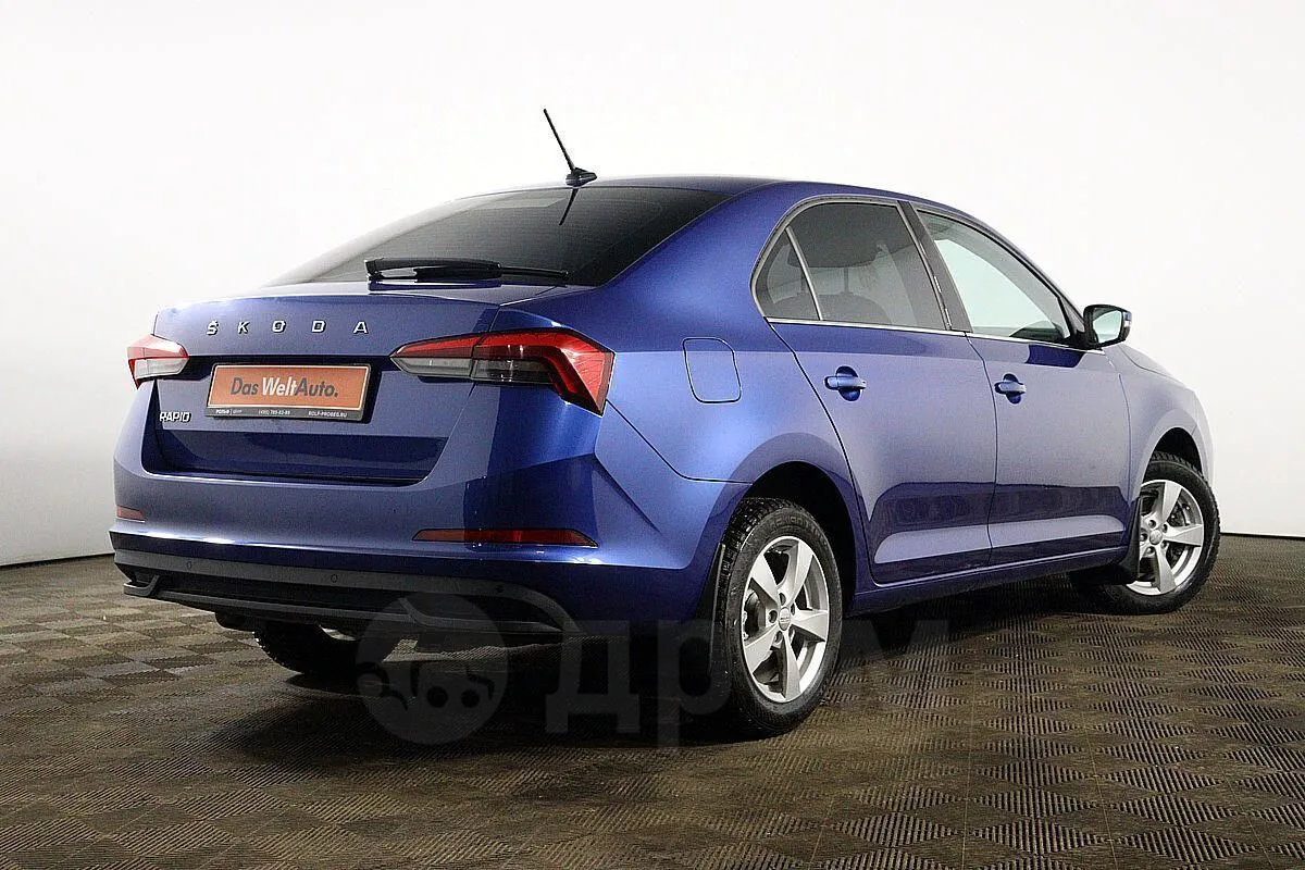 Skoda Rapid  Image 5