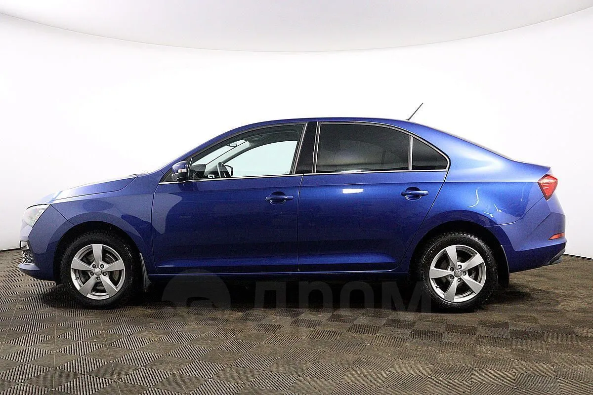 Skoda Rapid  Image 8