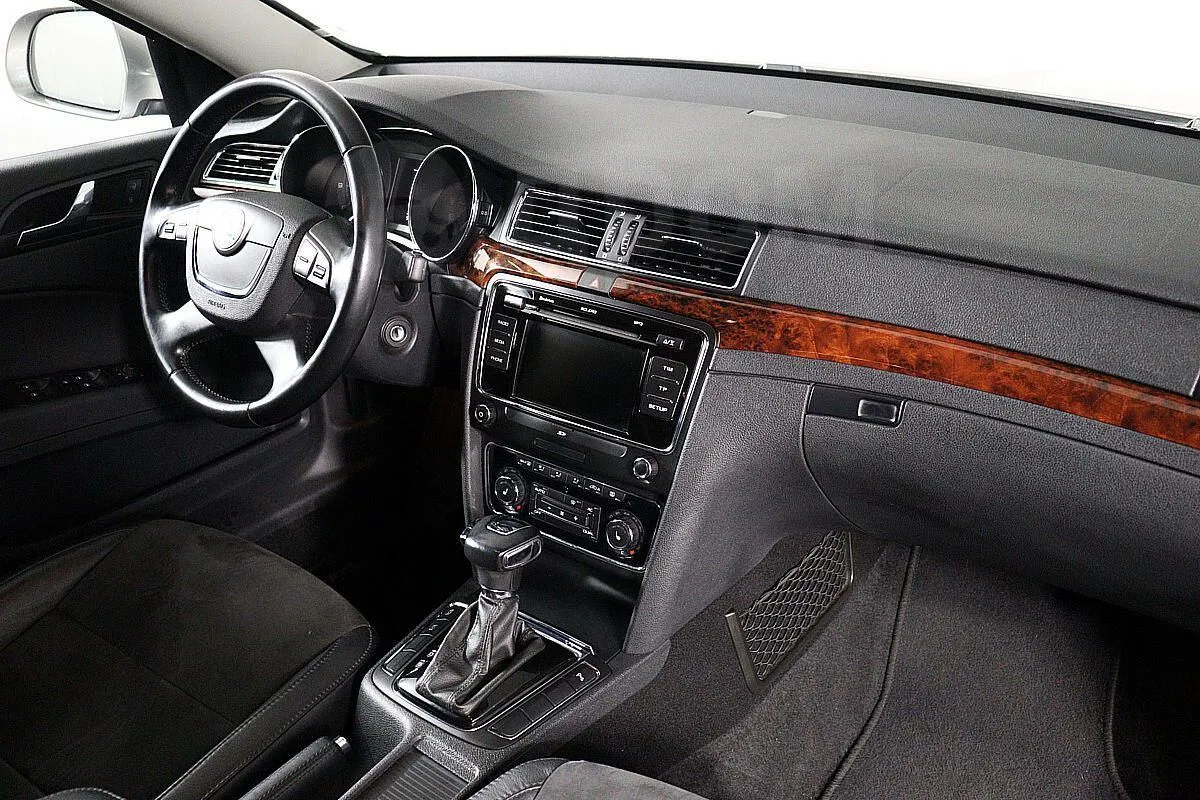 Skoda Superb  Image 10